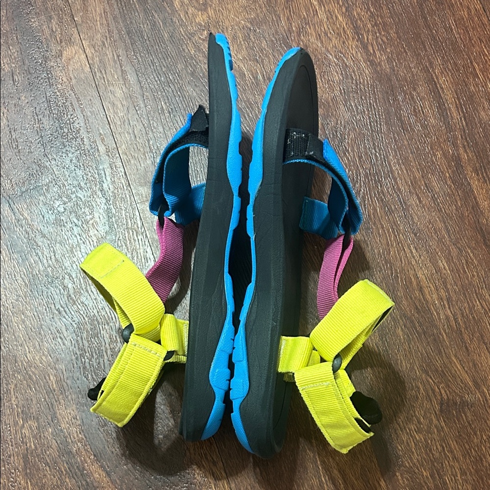 Teva Colorful Strap Sandals - Picture 5 of 7